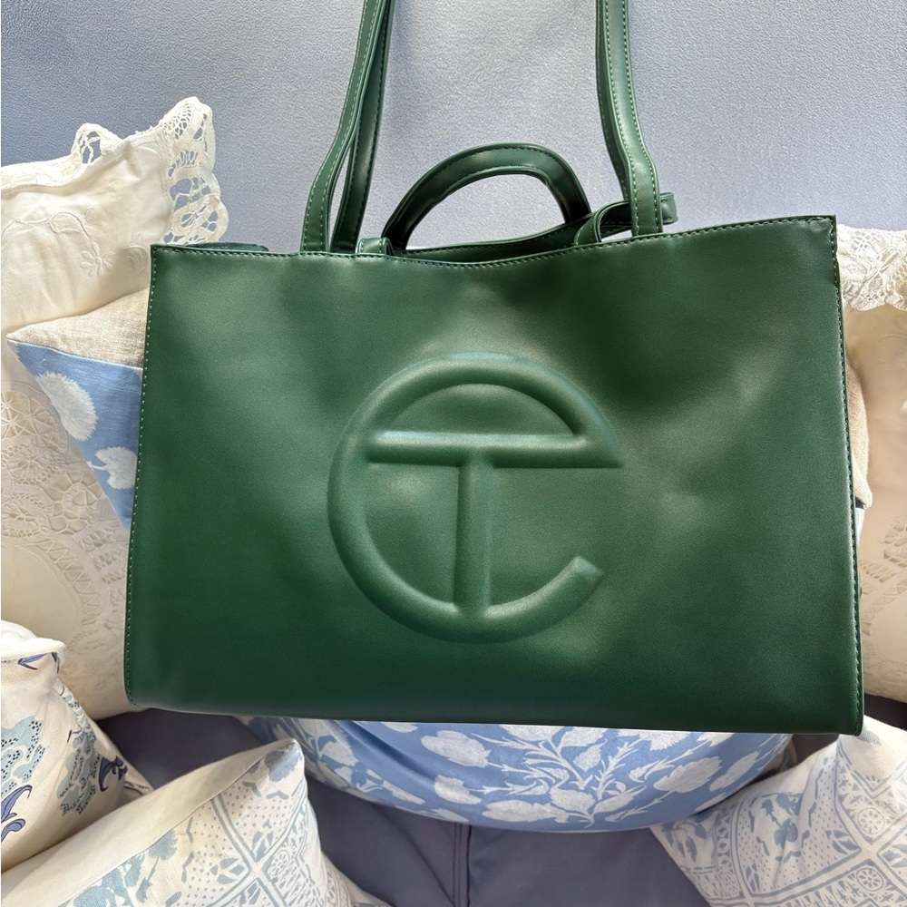Medium Vegan Leather Telfar Shopper in Forest NWOT